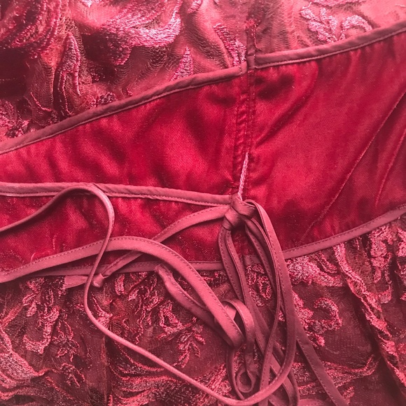 🌷MSSP Burgundy Floral Lace Midi Dress Garnet - Picture 8 of 8